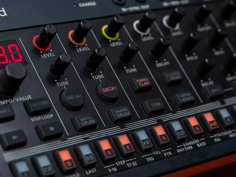 Roland - T-8 | Beat Machine