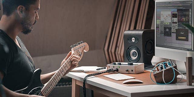 Buy Universal Audio Volt 476 USB Audio Interface | Sam Ash Music